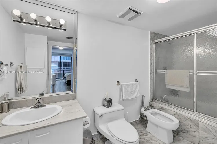 The Waves #910 image #26