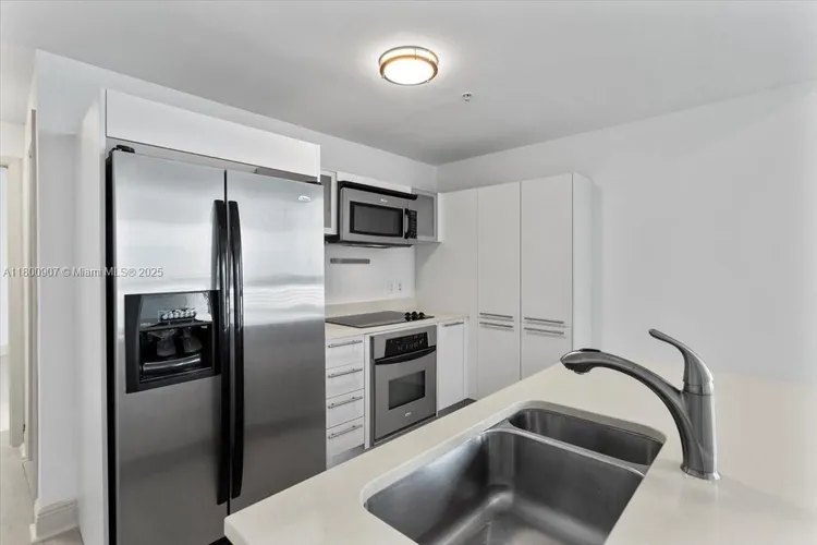 Quantum on the Bay #1810 image #13