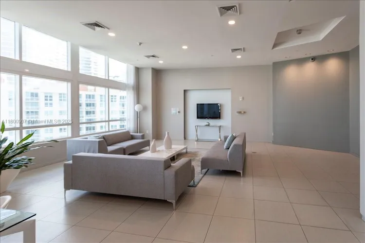 Quantum on the Bay #1810 image #20