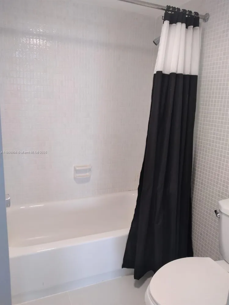 Bonavida #1504 image #11