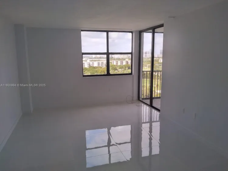 Bonavida #1504 image #6