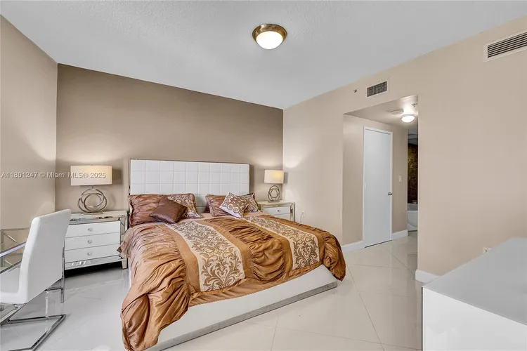 Sayan #2002 image #9