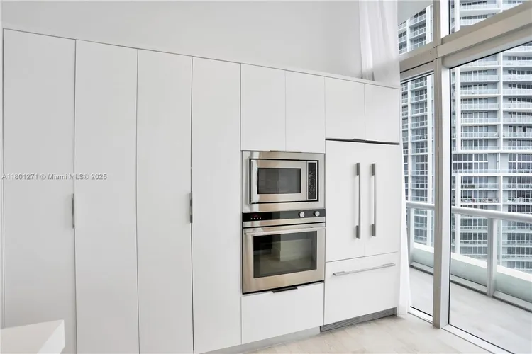 Icon Brickell II #4102 image #11