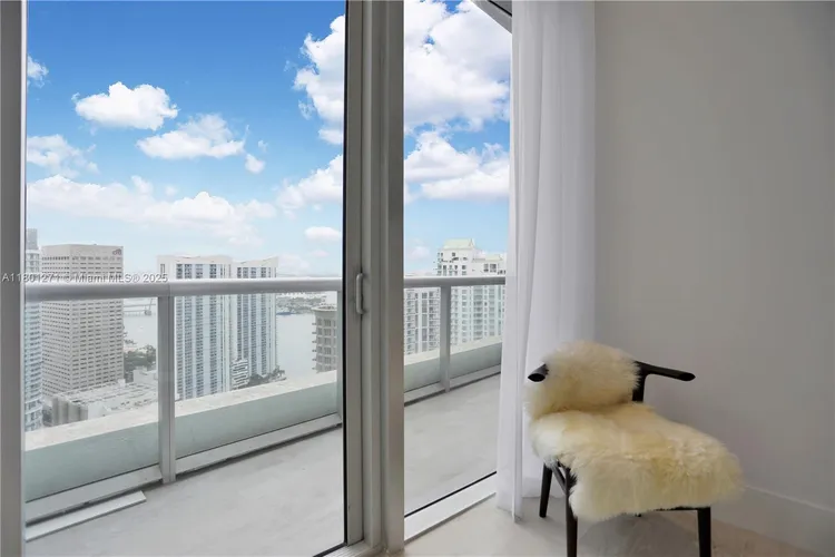 Icon Brickell II #4102 image #14
