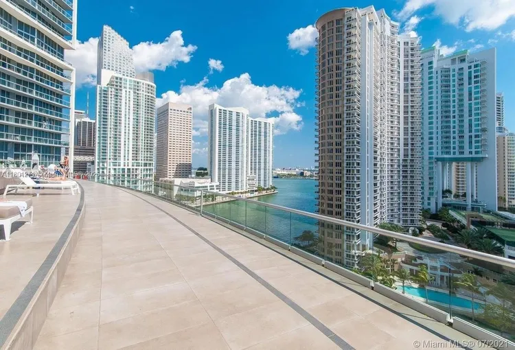 Icon Brickell II #4102 image #44