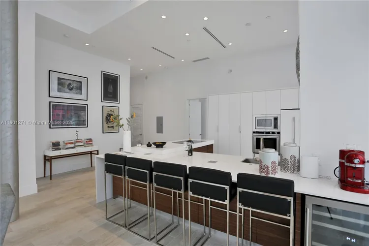 Icon Brickell II #4102 image #8