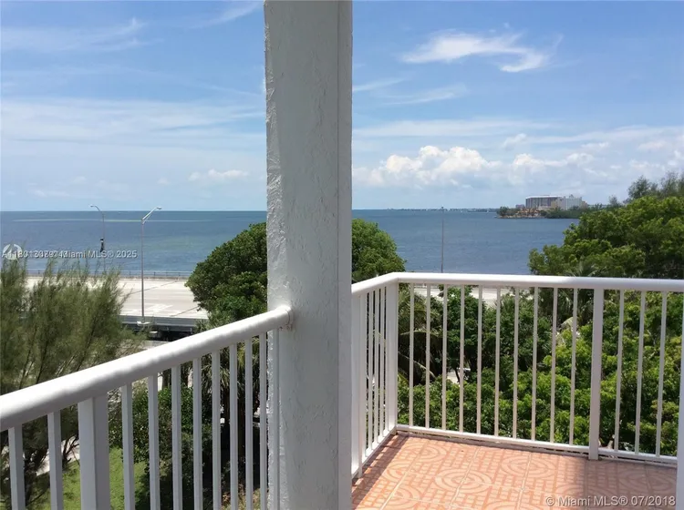 Brickell Biscayne #6M image #11