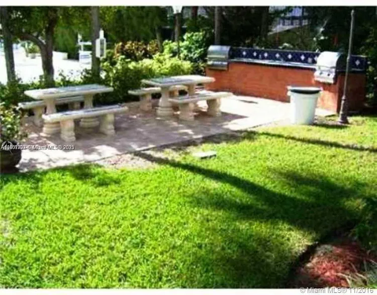 Brickell Biscayne #6M image #24