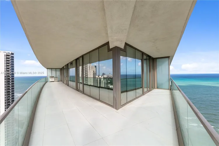 Residences by Armani Casa #2805 image #24