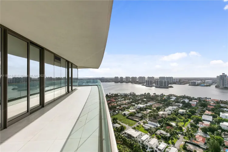 Residences by Armani Casa #2805 image #27
