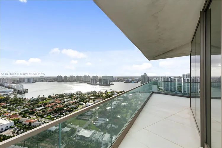 Residences by Armani Casa #2805 image #28