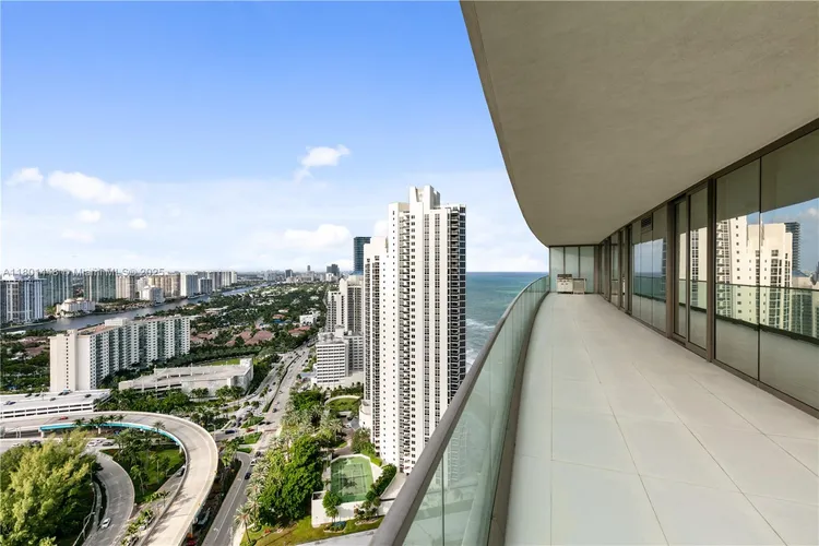 Residences by Armani Casa #2805 image #32
