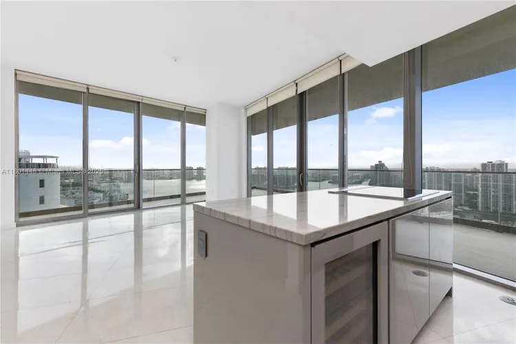 Residences by Armani Casa #2805 image #7