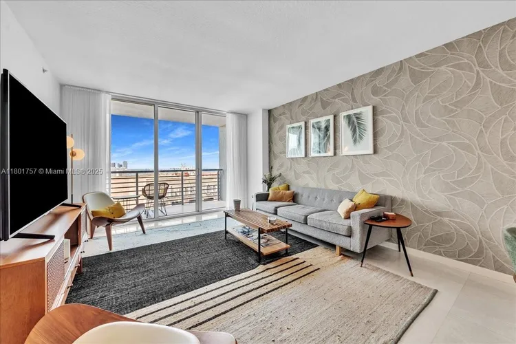 One Miami #4000 image #11