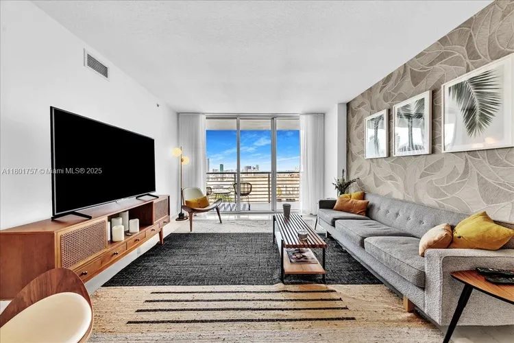 One Miami #4000 image #12