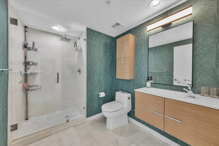 One Miami #4000 image #22