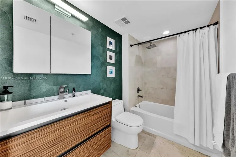 One Miami #4000 image #26