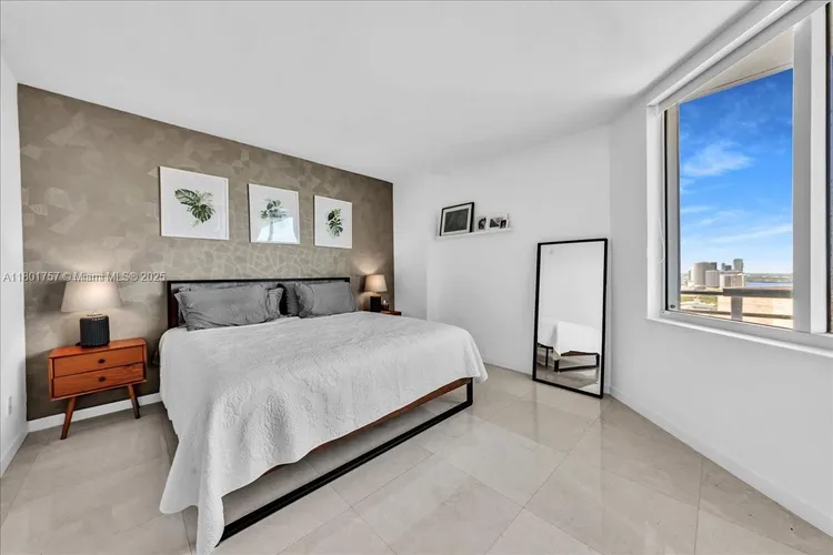 One Miami #4000 image #27