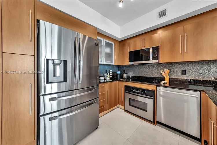 One Miami #4000 image #6