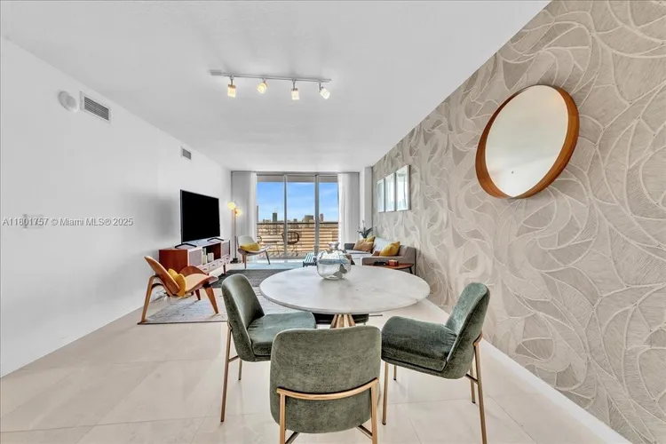 One Miami #4000 image #9