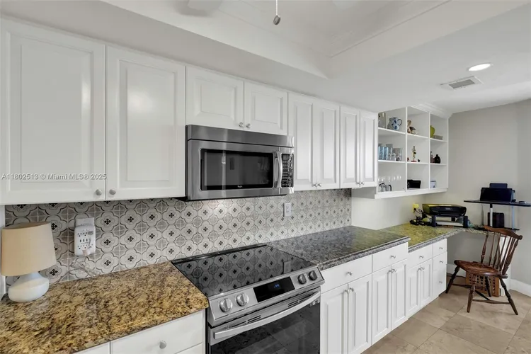 Towers of Quayside Condo #2 #1706 image #16