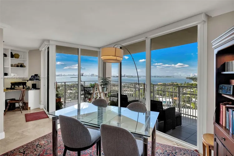 Towers of Quayside Condo #2 #1706 image #17