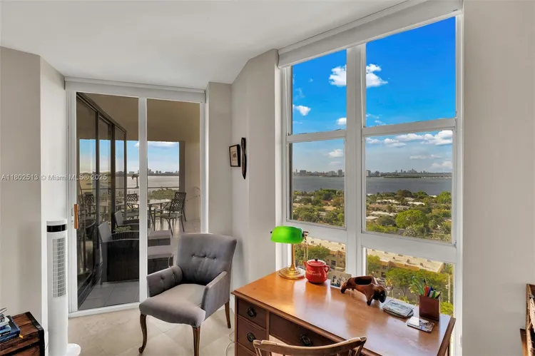 Towers of Quayside Condo #2 #1706 image #22