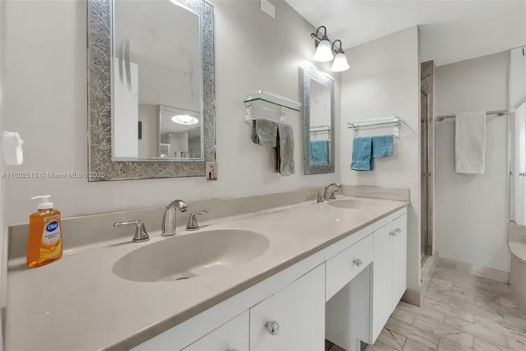 Towers of Quayside Condo #2 #1706 image #29