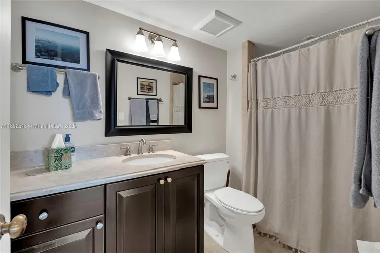 Towers of Quayside Condo #2 #1706 image #30