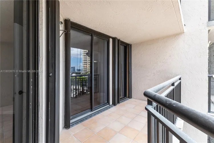 Brickell Key II #904 image #11