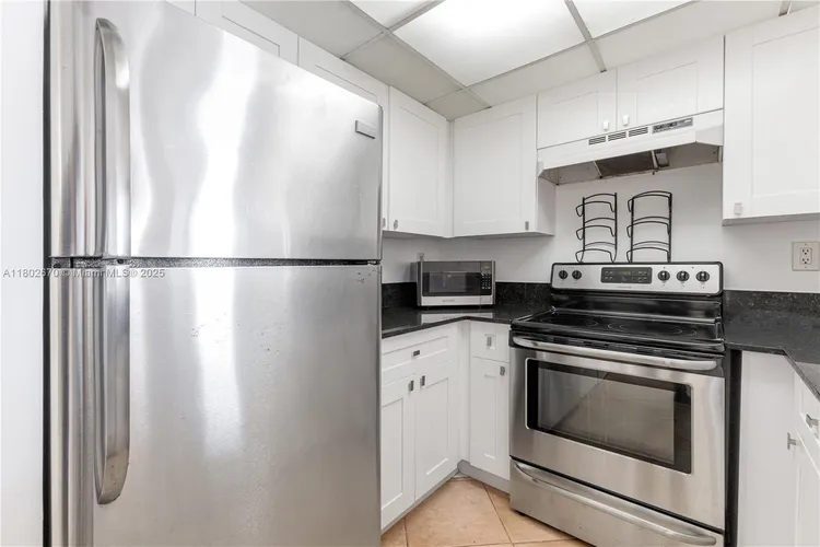 Brickell Key II #904 image #14