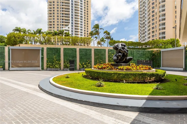 Brickell Key II #904 image #39