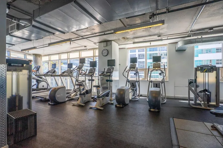 Midblock Condominium #706 image #12