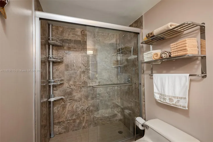 The Summit #907N image #12