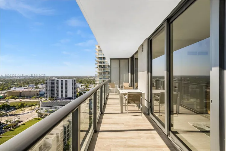 Hyde Midtown #2412 image #18