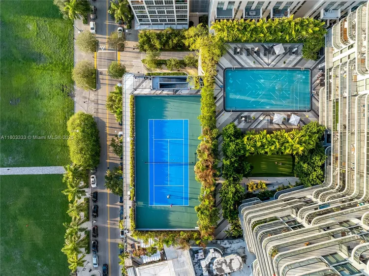 Hyde Midtown #2412 image #25