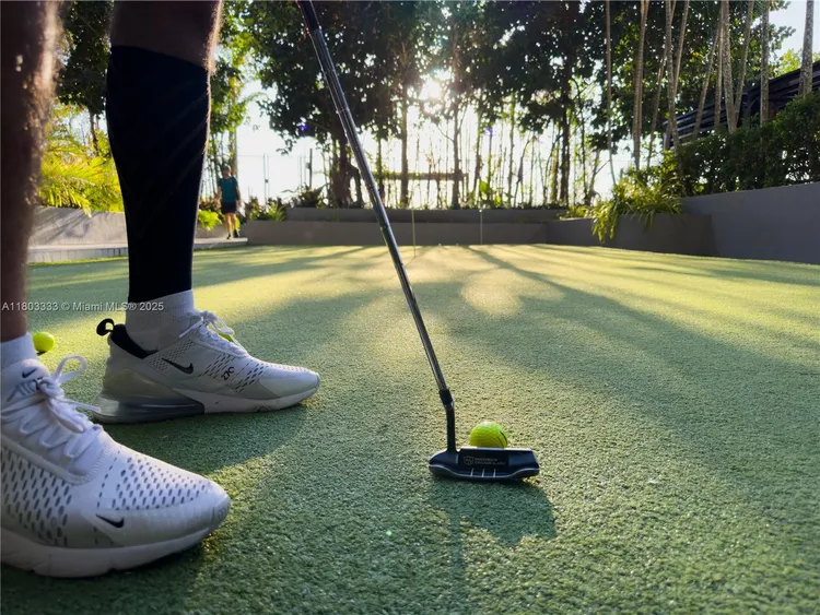 Hyde Midtown #2412 image #44