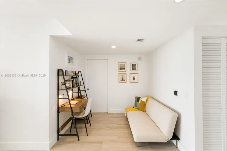 Hyde Midtown #2412 image #6