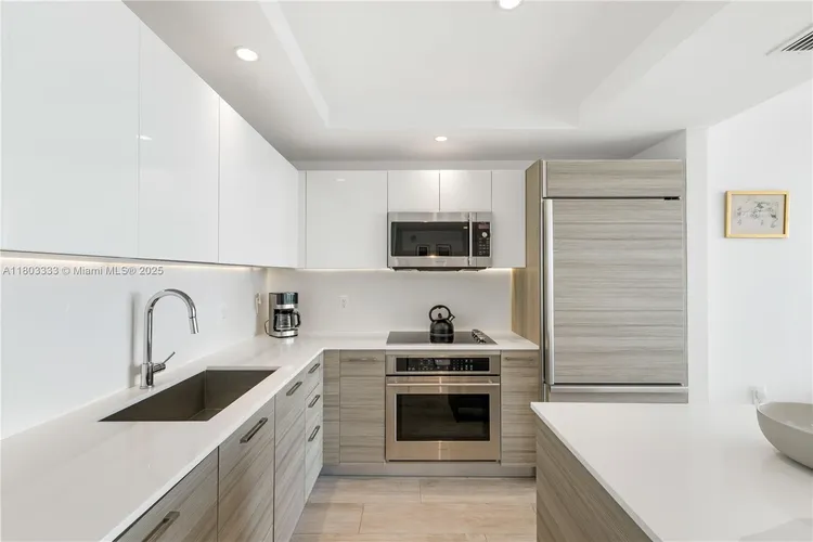 Hyde Midtown #2412 image #8