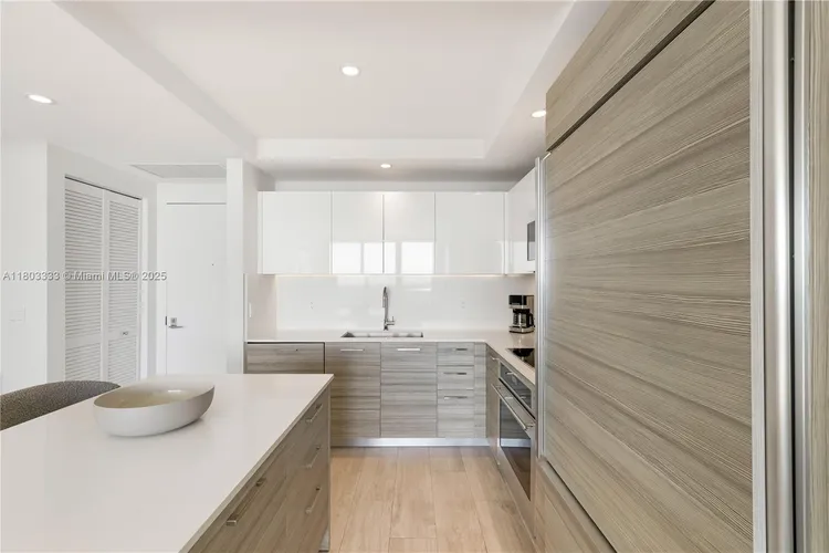 Hyde Midtown #2412 image #9