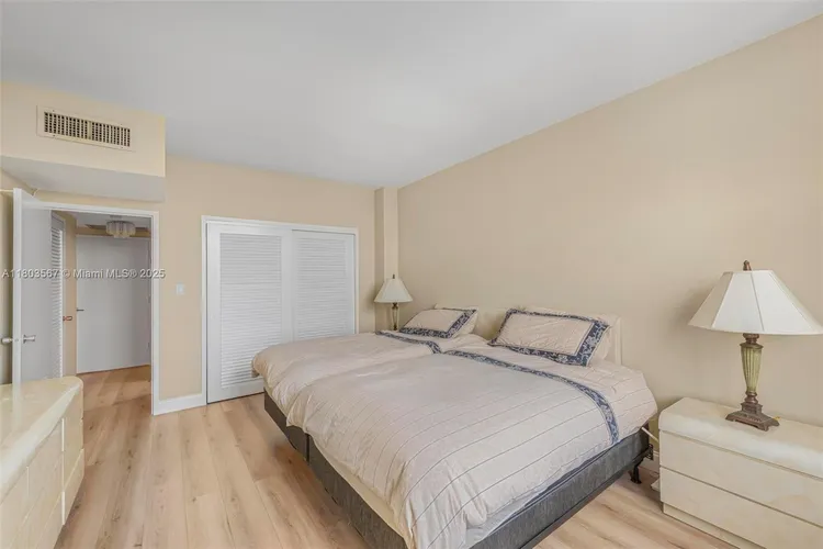 Mimosa #303 image #11