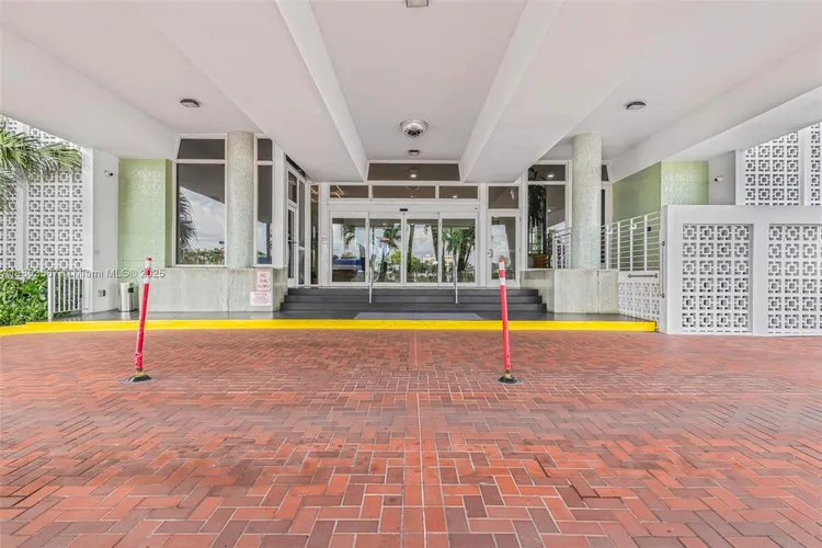 Mimosa #303 image #27