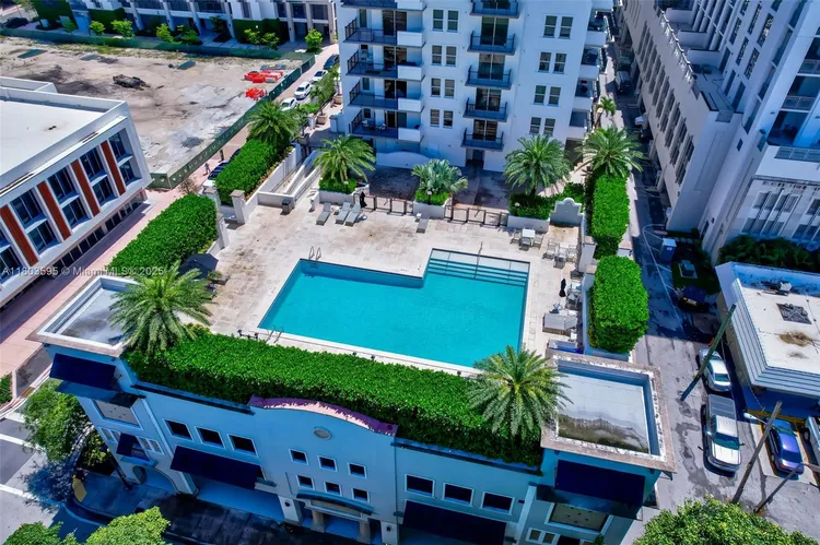 One Village Place #511 image #33