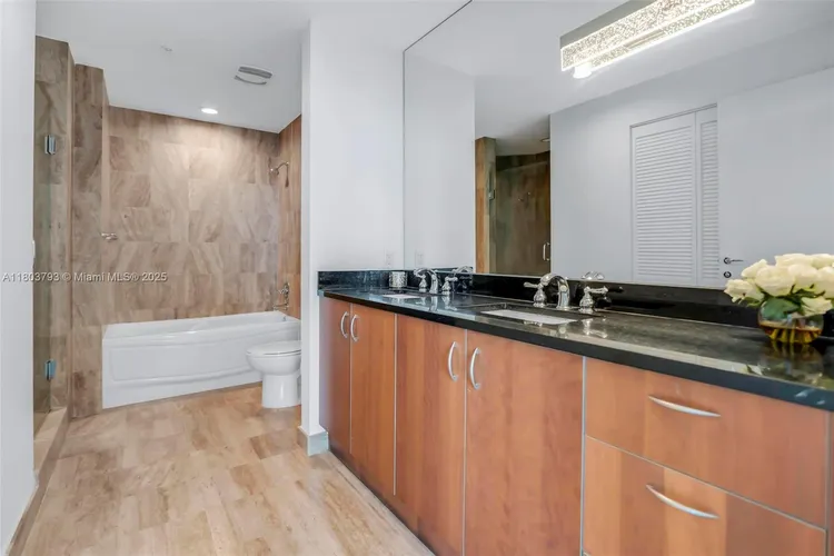 Met1 #T-3710 image #12