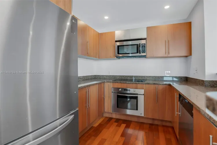 Met1 #T-3710 image #19