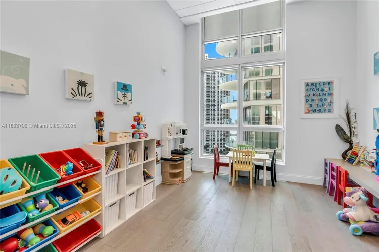 Met1 #T-3710 image #23