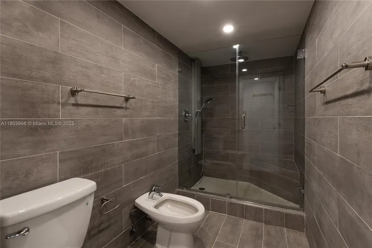 Costa Bella #1707 image #16