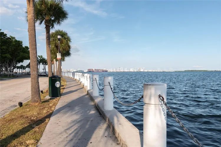 Costa Bella #1707 image #31