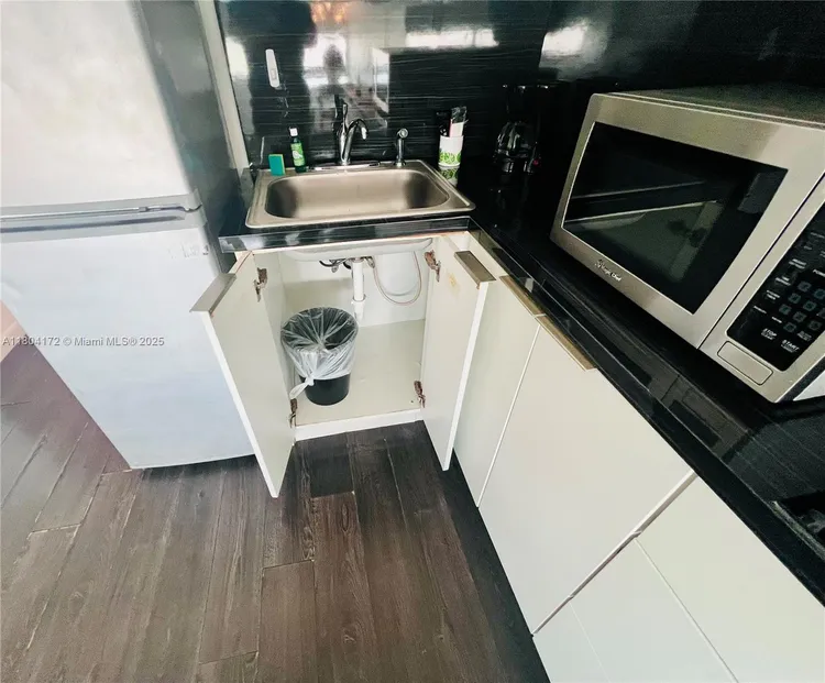 Casablanca #818 image #6