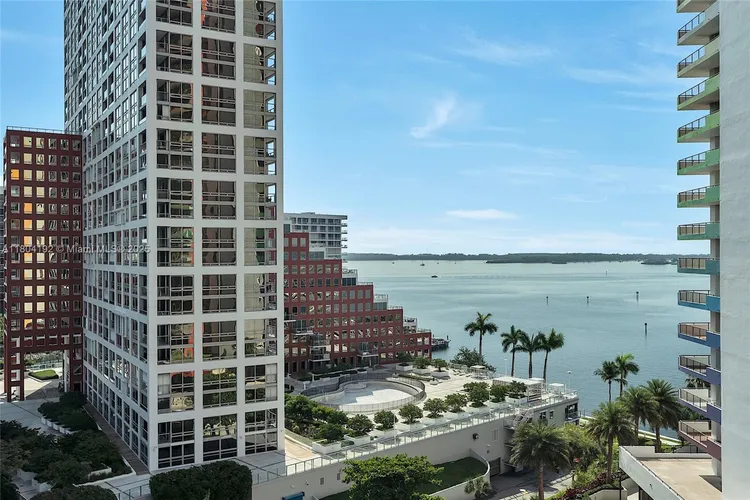 Villa Regina Condo #707 image #19